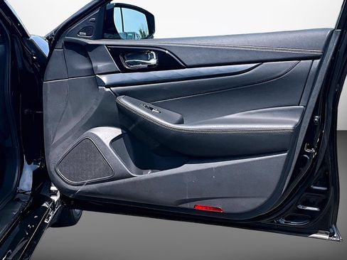 Certified 2023 Nissan Maxima Platinum w/ Sport Mat Group FWD image 19