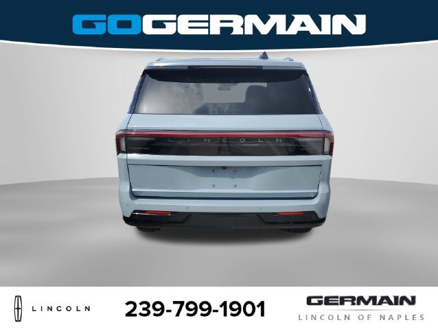New 2027 Lincoln Navigator Premiere RWD image 9