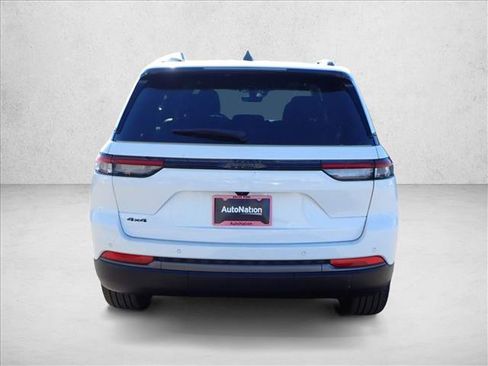 New 2026 Jeep Grand Cherokee Limited image 3