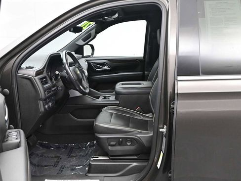 Used 2021 Chevrolet Tahoe Premier w/ Premium Package AWD/4WD image 7