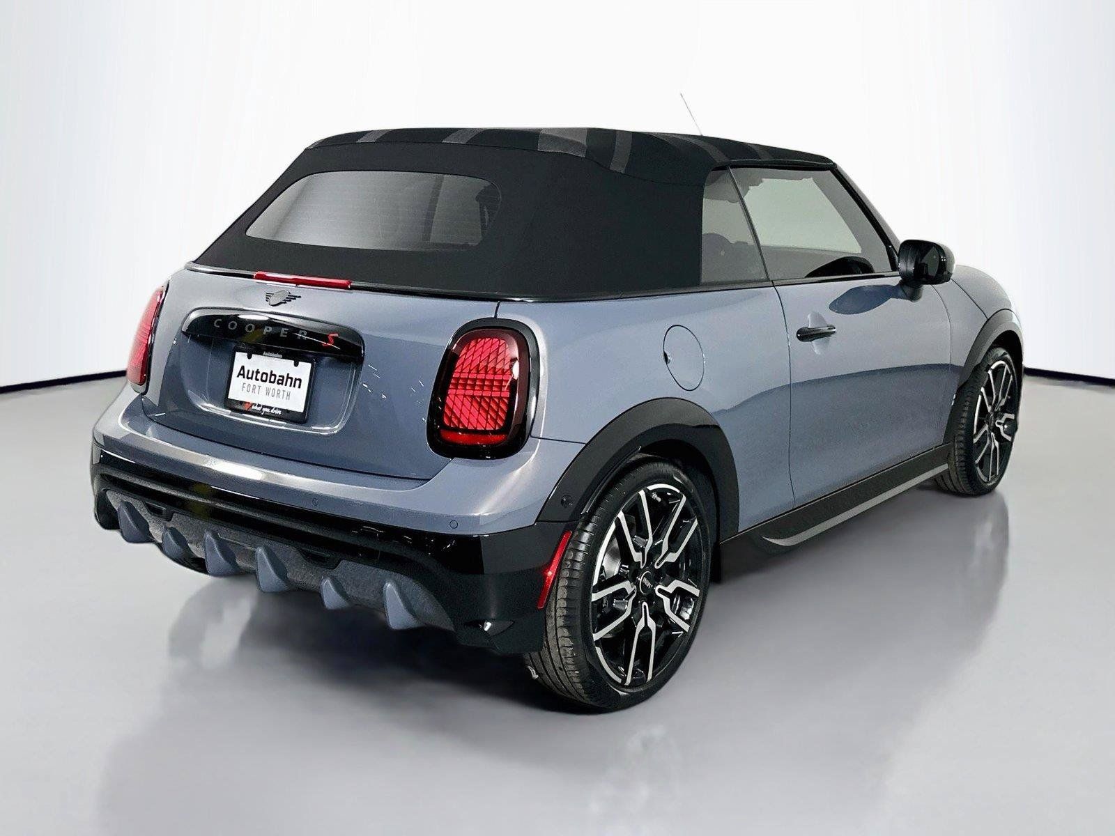 Used 2026 MINI Cooper S FWD image 4