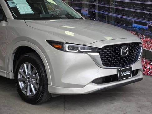 Used 2025 MAZDA CX-5 AWD 2.5 S w/ Preferred Package image 2