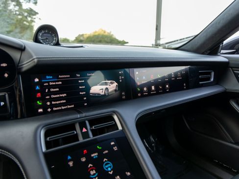 Certified 2024 Porsche Taycan Turbo S image 39