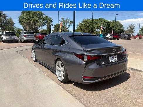 Used 2019 Lexus ES 300h w/ Premium Package FWD image 7