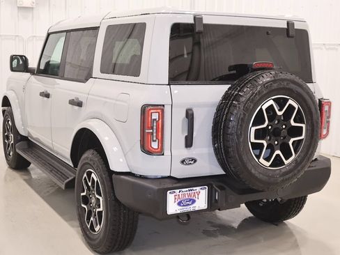 New 2026 Ford Bronco Outer Banks AWD/4WD image 7