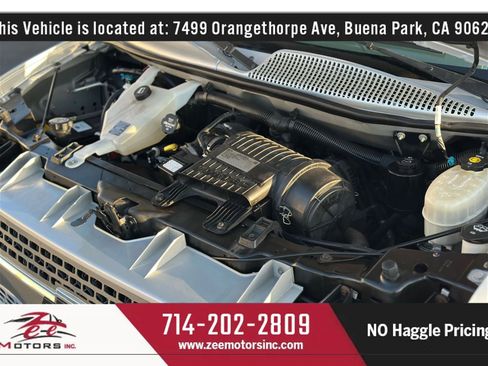 Used 2015 Chevrolet Express 2500 Extended Van 3D image 52