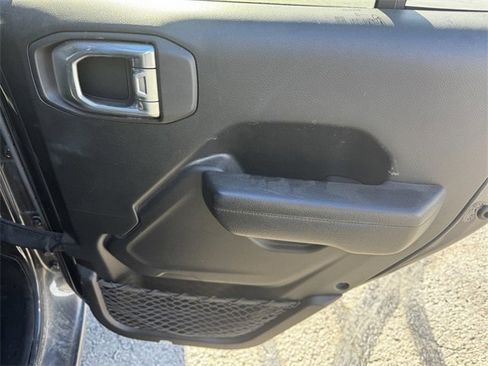 Certified 2022 Jeep Wrangler Unlimited Sport image 15