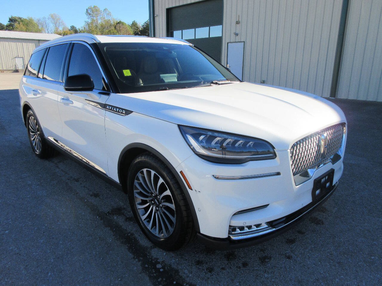 Used 2020 Lincoln Aviator Reserve w/ Equipment Group 201A RWD image 8