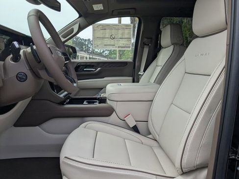 New 2026 GMC Yukon Denali w/ Sun & Power Step Package image 23