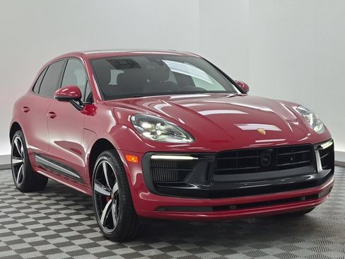 Certified 2023 Porsche Macan S AWD/4WD image 7