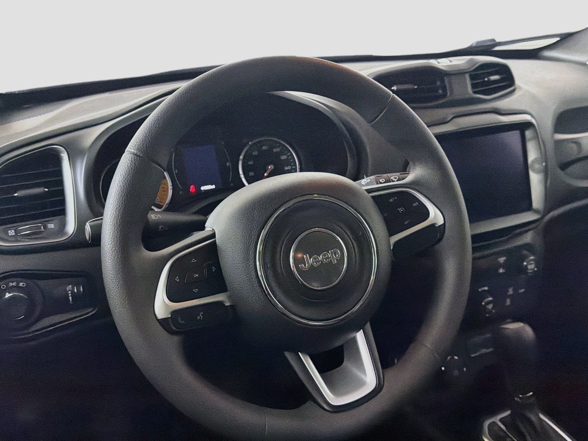 Used 2023 Jeep Renegade Latitude AWD/4WD image 18