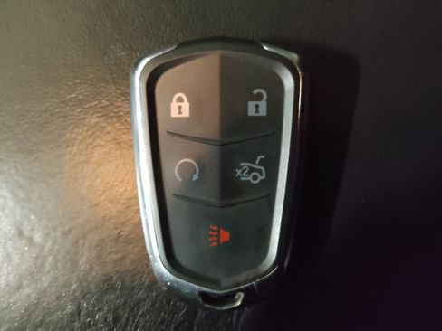 Used 2015 Cadillac SRX Performance w/ Driver Awareness Package FWD image 32
