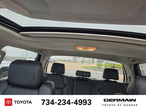Used 2019 Toyota Tundra Platinum AWD/4WD image 17