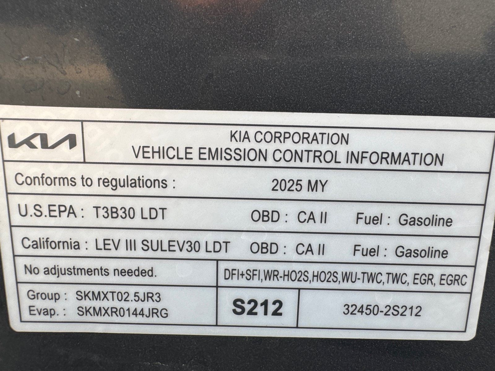 Used 2025 Kia Sorento LX FWD image 21