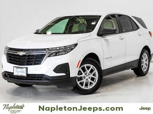 Used 2023 Chevrolet Equinox LS w/ LS Convenience Package FWD image 1