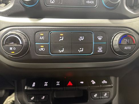 Used 2021 Chevrolet Colorado ZR2 image 23