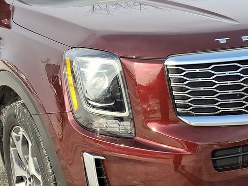 Used 2020 Kia Telluride EX image 9