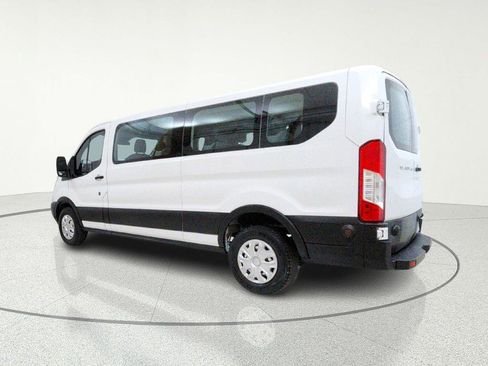 Used 2019 Ford Transit 350 XLT image 6