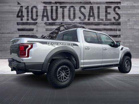 Used 2019 Ford F150 Raptor w/ Equipment Group 802A Luxury image 3