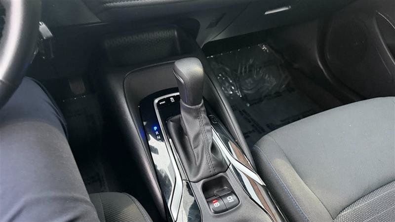 Used 2020 Toyota Corolla SE FWD image 24