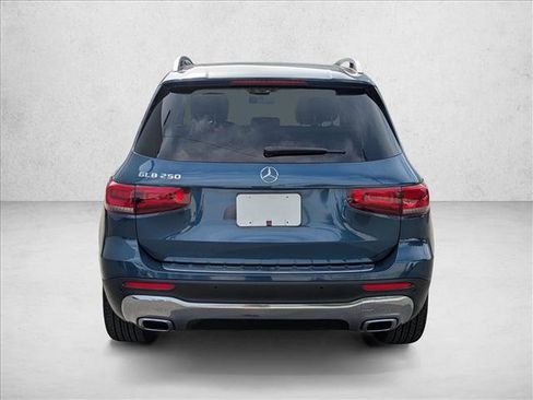 Certified 2021 Mercedes-Benz GLB 250 image 9