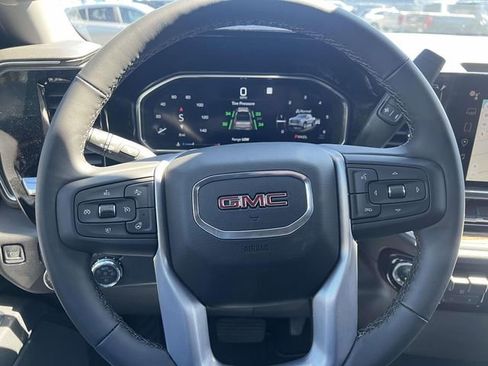 New 2026 GMC Sierra 1500 Elevation AWD/4WD image 17
