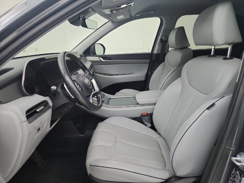 Used 2025 Hyundai Palisade SEL FWD image 20