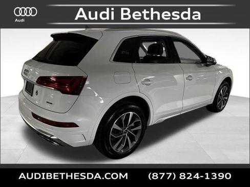 Certified 2025 Audi Q5 2.0T Premium image 7