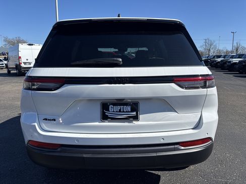 New 2026 Jeep Grand Cherokee Limited AWD/4WD image 7