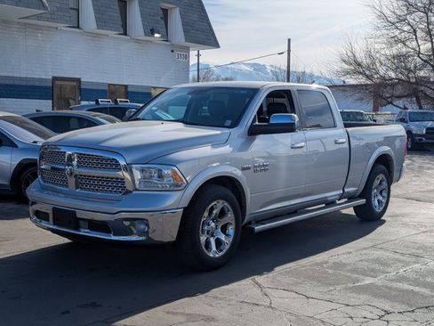 Used 2014 RAM 1500 Laramie w/ Convenience Group image 9