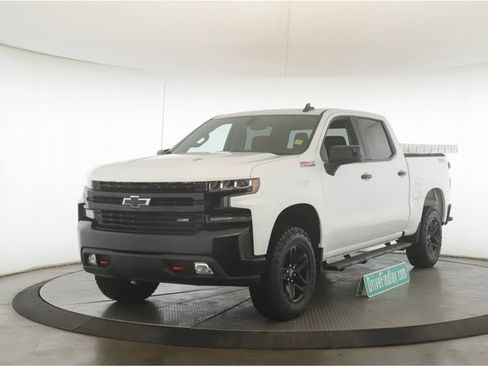Used 2022 Chevrolet Silverado 1500 LT Trail Boss image 10
