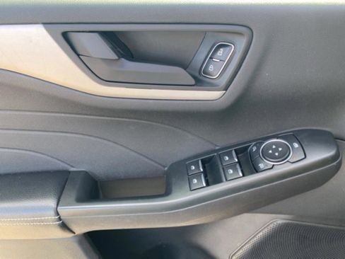 Used 2022 Ford Escape SE w/ Convenience Package image 13