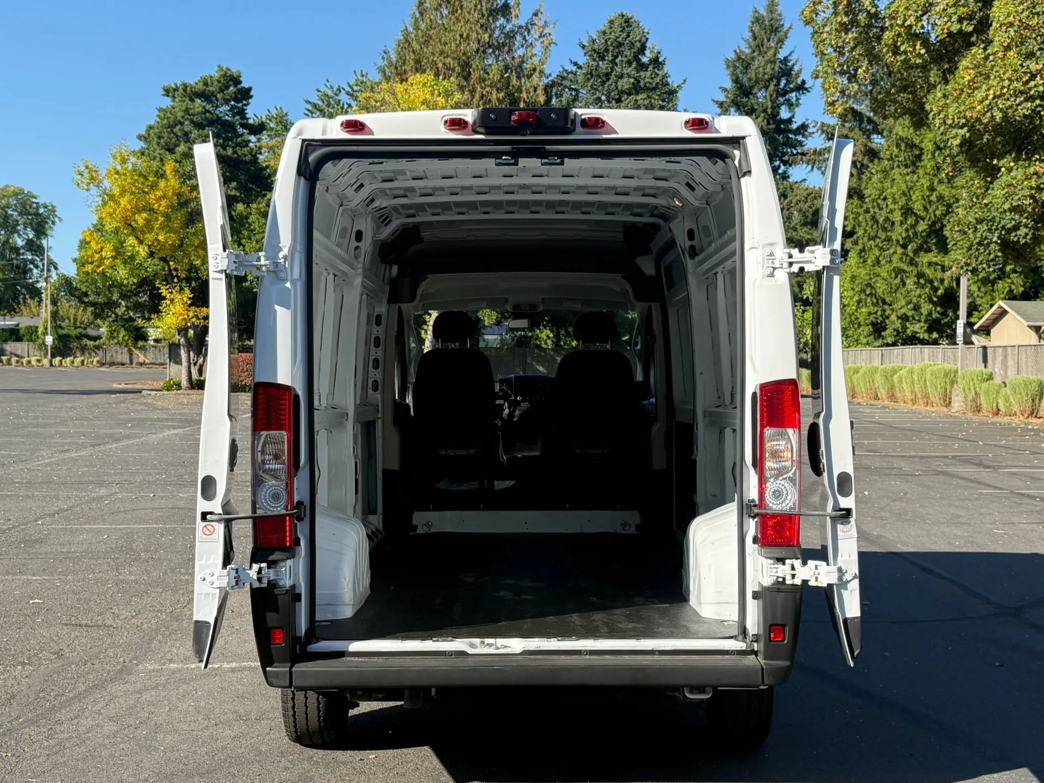 Used 2021 RAM ProMaster 2500 FWD image 10