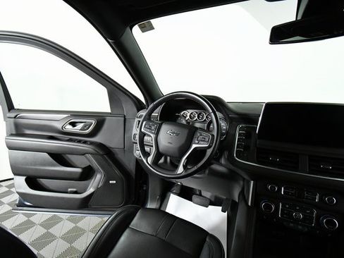 Used 2021 Chevrolet Tahoe RST w/ Luxury Package image 19