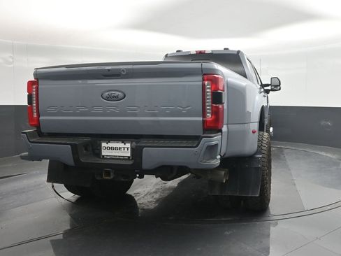 Used 2024 Ford F350 Lariat w/ Lariat Ultimate Package AWD/4WD image 26