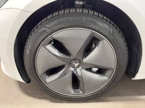 Used 2019 Tesla Model 3 Long Range image 27