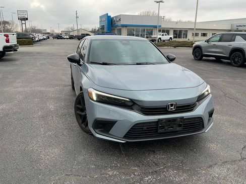 Used 2022 Honda Civic Sport image 1