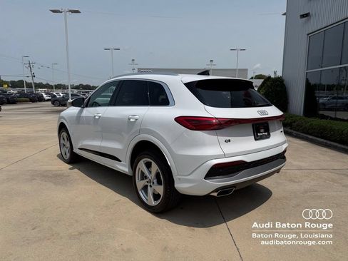 Used 2025 Audi Q5 Premium Plus w/ Premium Plus AWD/4WD image 5