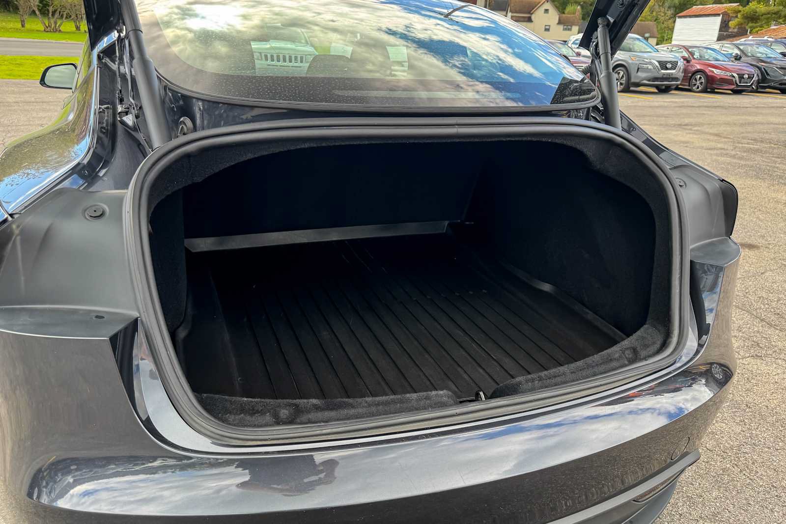 Used 2025 Tesla Model 3 Long Range AWD/4WD image 15