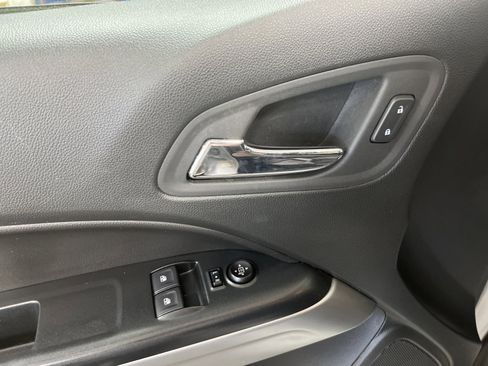Used 2022 Chevrolet Colorado LT w/ Fleet Safety Package RWD image 16
