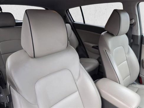 Used 2017 Kia Sportage EX image 24