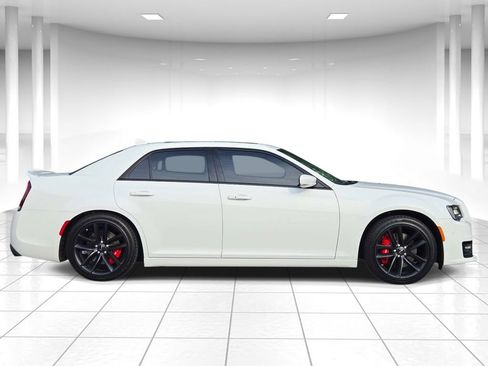 Certified 2023 Chrysler 300 C RWD image 2