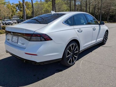New 2026 Honda Accord Touring image 7