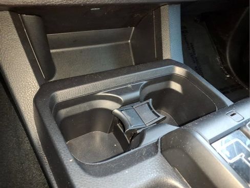 Used 2023 Toyota Tacoma SR AWD/4WD image 10