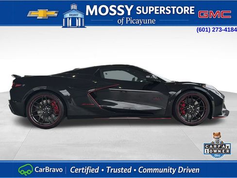 Used 2023 Chevrolet Corvette Z06 RWD image 8
