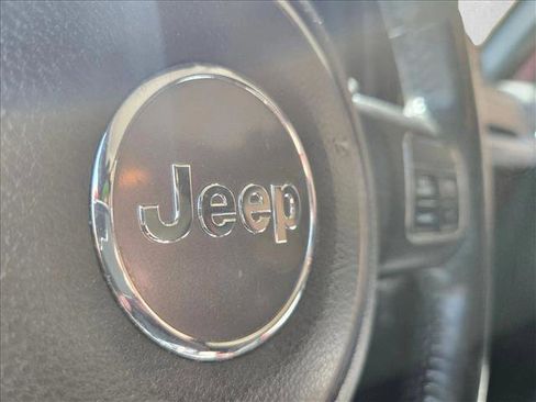Used 2011 Jeep Wrangler Sport AWD/4WD image 12