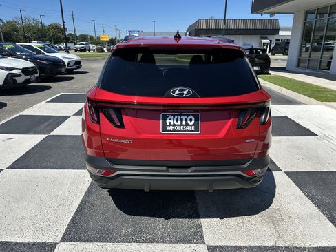 Used 2022 Hyundai Tucson SEL w/ Convenience + Premium Package AWD/4WD image 7
