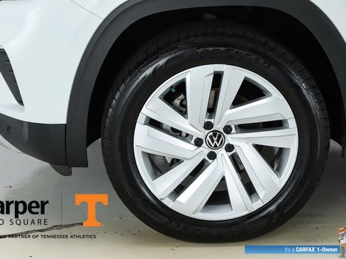 Used 2023 Volkswagen Atlas Cross Sport SE w/ Panoramic Sunroof Package AWD/4WD image 44