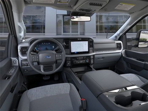 New 2026 Ford F350 XLT w/ XLT Premium Package image 9