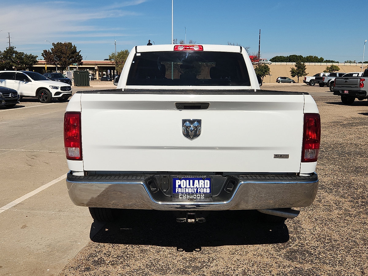 Used 2023 RAM 1500 Classic SLT w/ Trailer & Traction Group RWD image 4